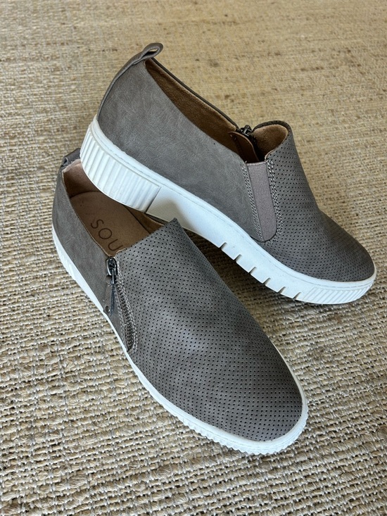 SOUL Naturalizer Shoes - Naturalizer Soul Turner Taupe Slip On Shoe Size 10